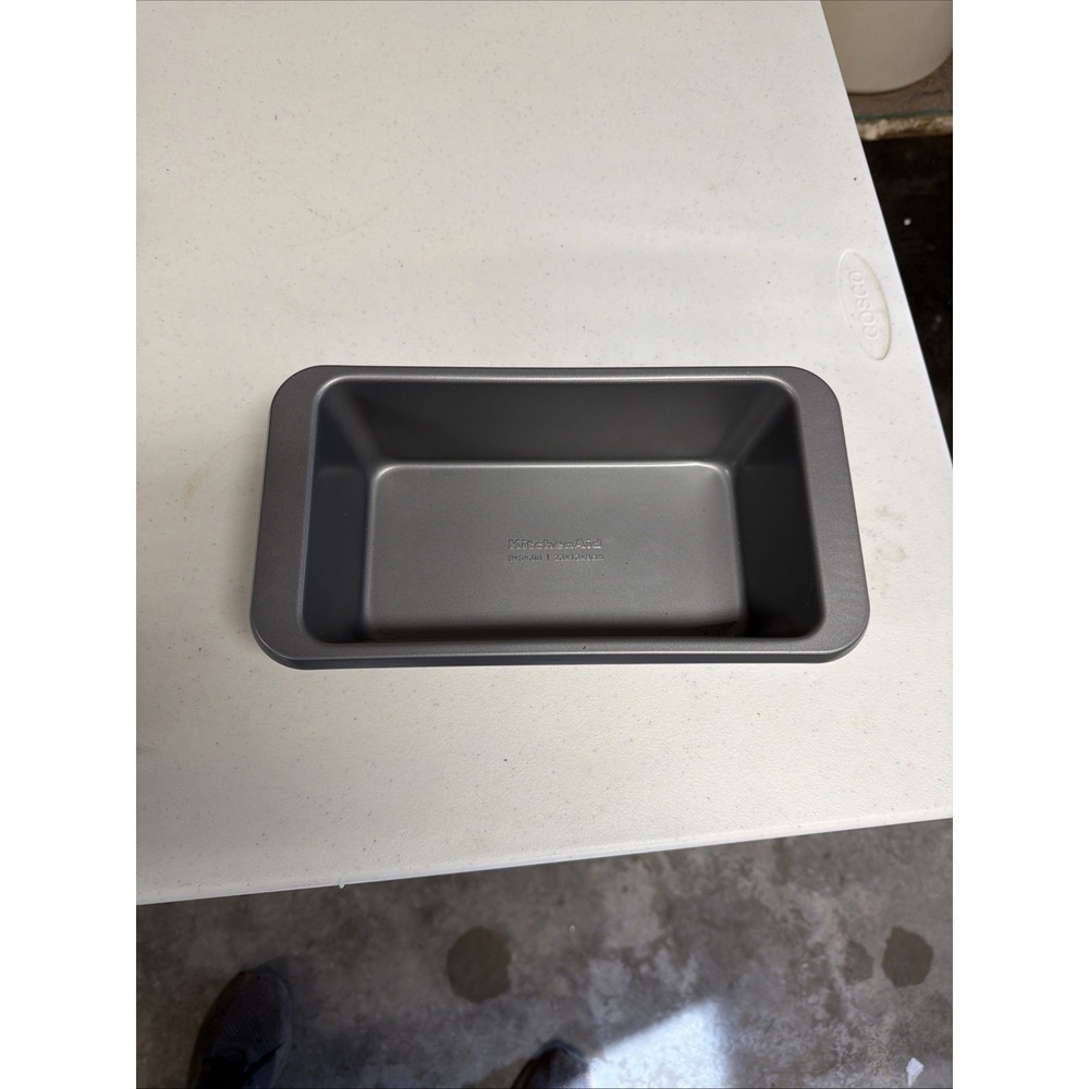KitchenAid Nonstick Swiss Engineered Aluminized Steel Loaf Pan, D
